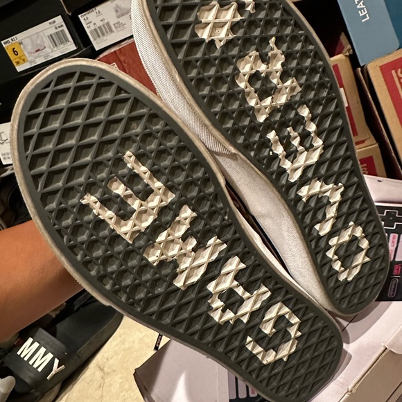 Super Mario Bros Vans - Picture 2 of 5